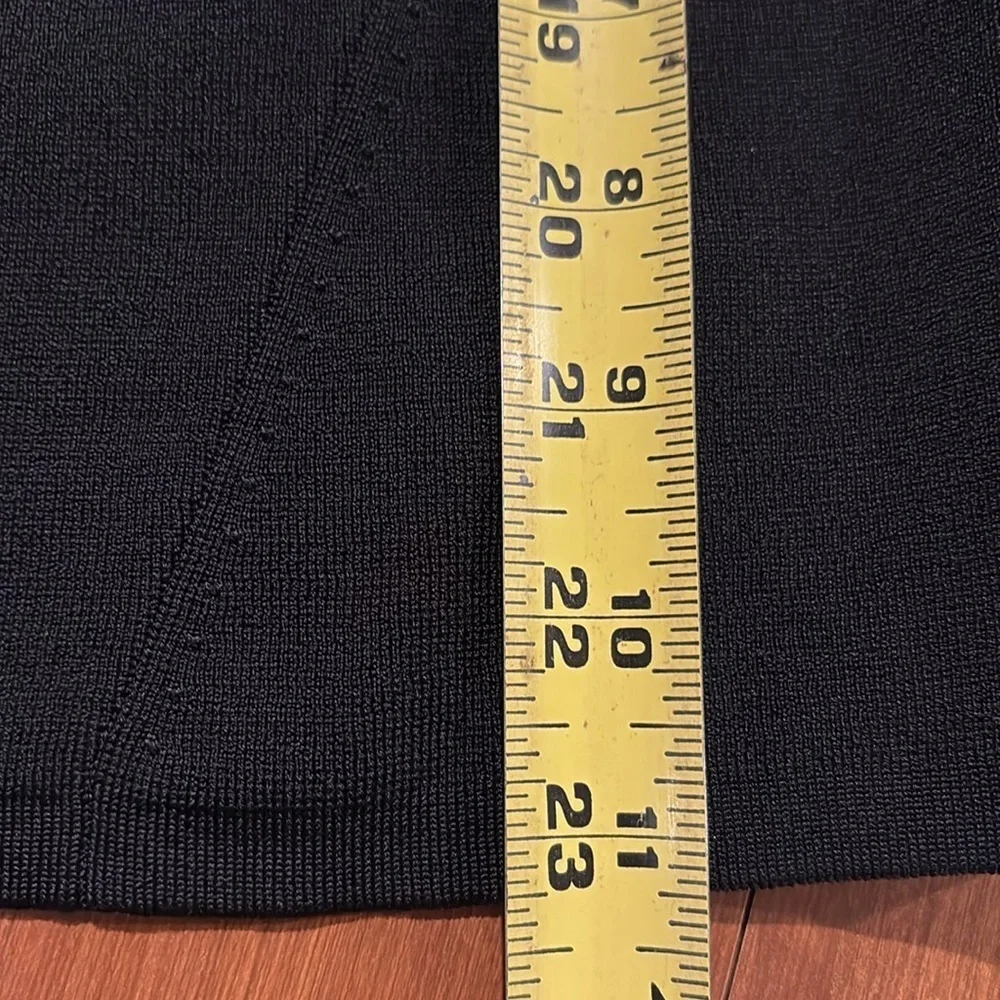 NWT Banana Republic Carolina Square Neck Black Sweater Size Large.